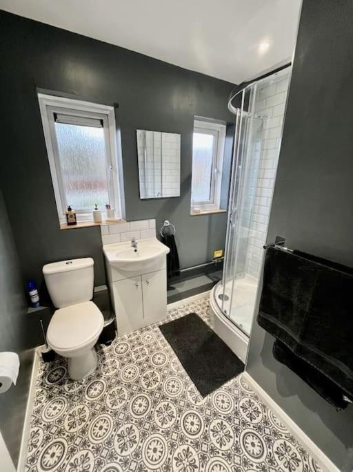 Apartmán Immaculate 2 Bed Flat With Free Parking! Watford  Exteriér fotografie